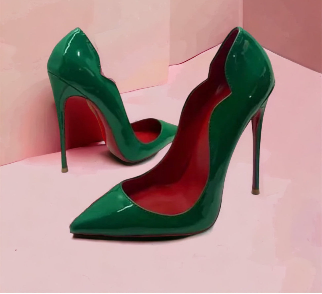 Stiletto puro red curvy