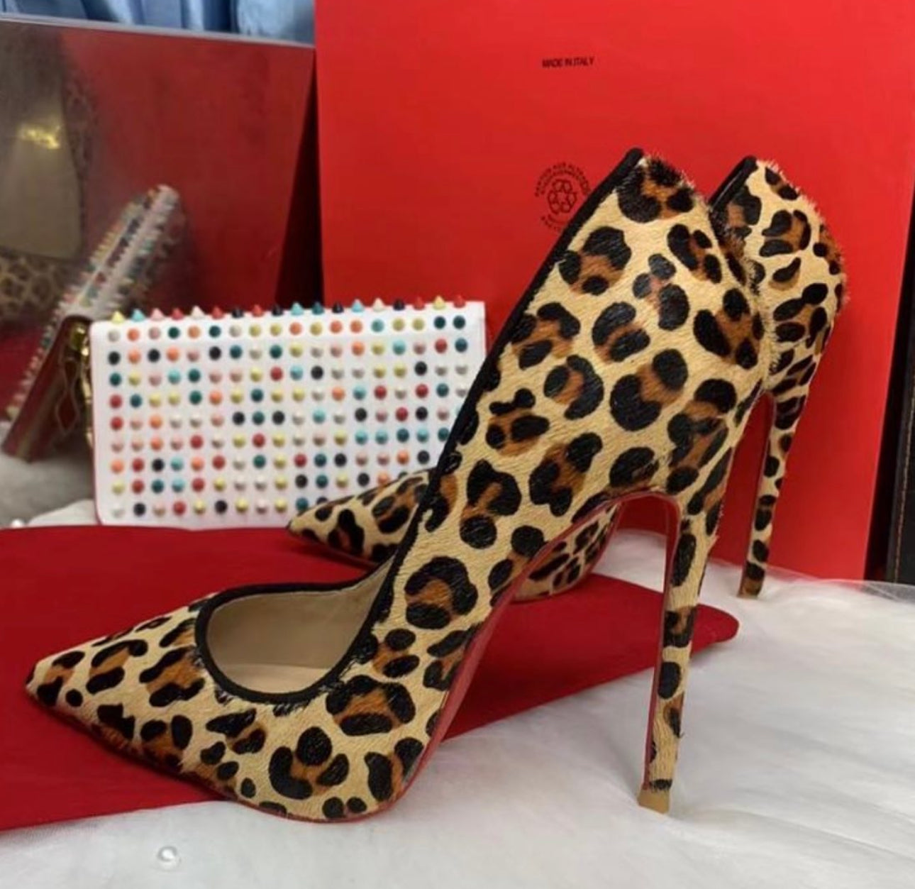Stiletto Leopardo