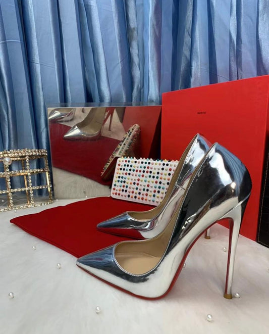 Stiletto Luna